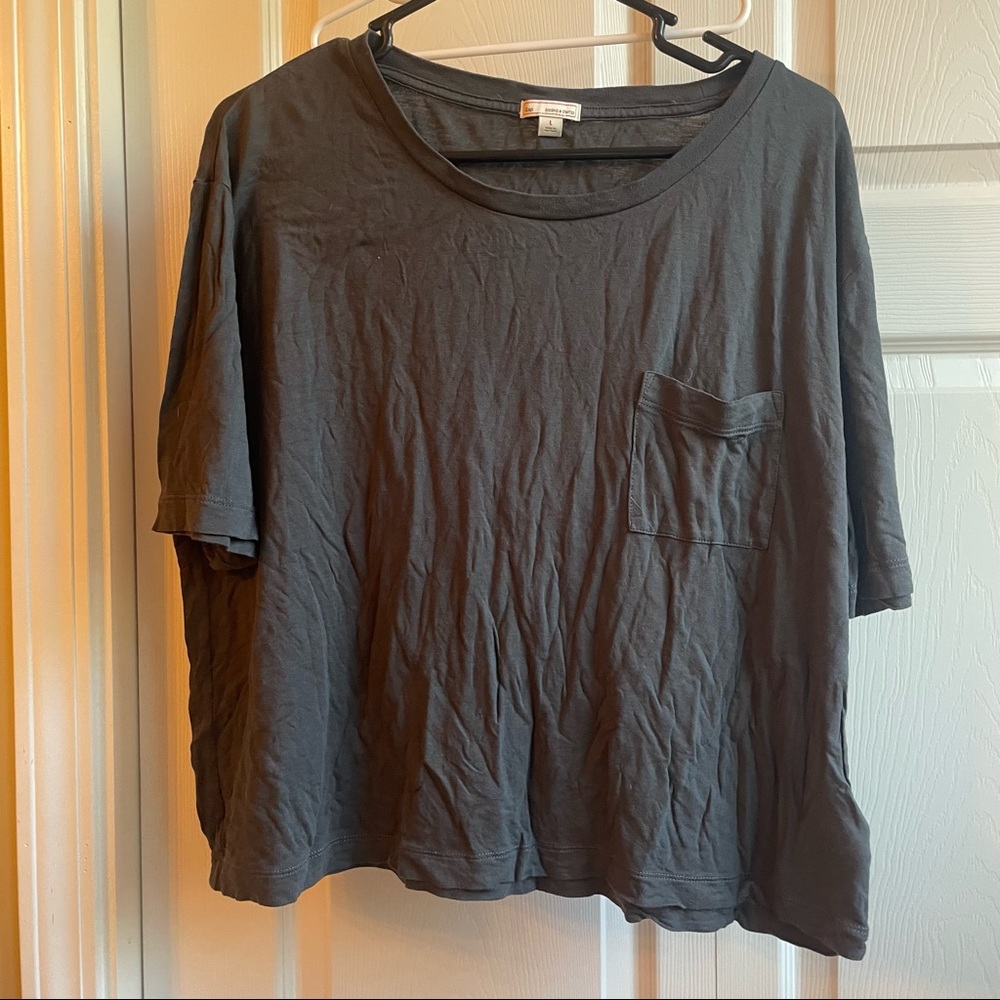 Charcoal grey Gap overaized pocket tee size Large